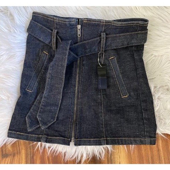 FURST Premium NWT Old Stock (2008) Zip Up Tie Belt Denim Mini‎ Skirt Size 27 - Picture 1 of 3